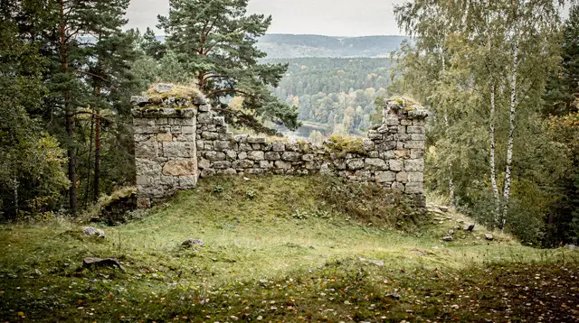 Sigulda day tour: castle ruins, Gūtmaņala Grotto and more