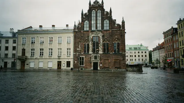 Riga: traditional Latvian dinner with private folk show