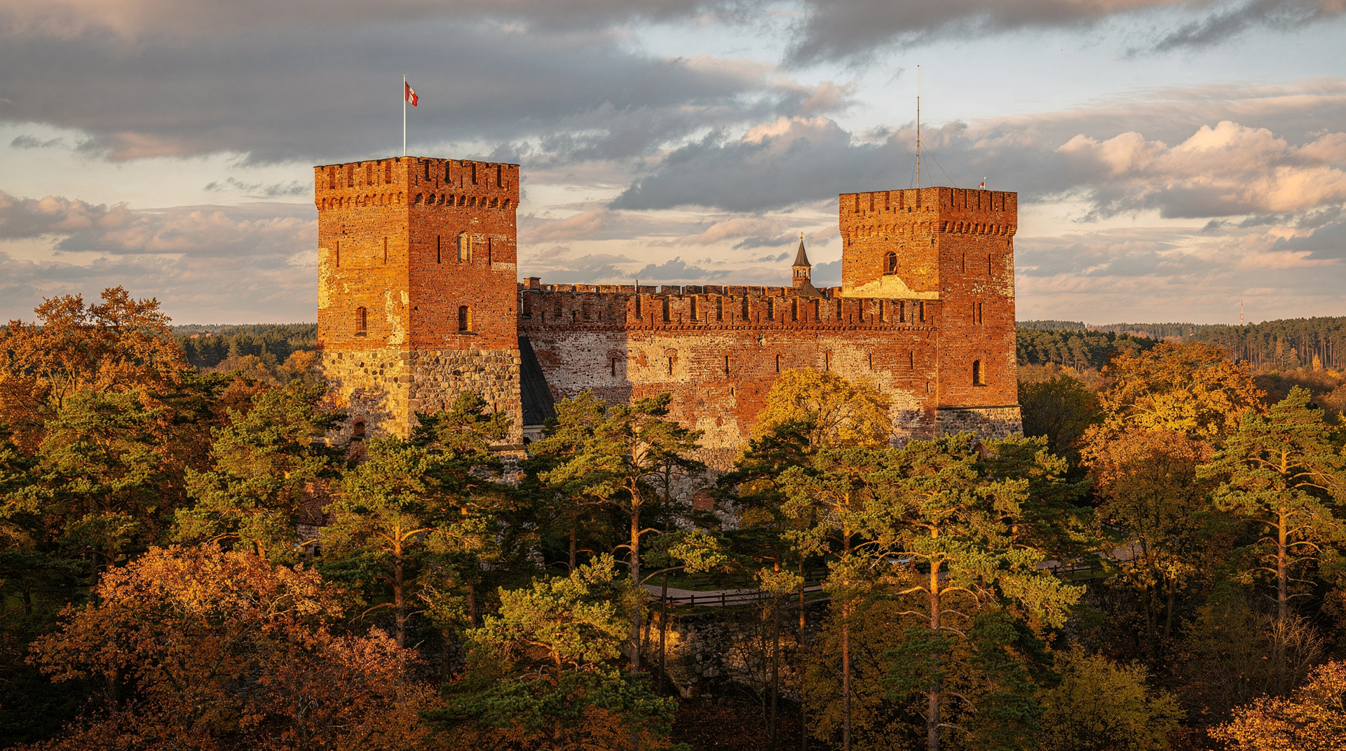 5 days in Riga with day trips: Rundāle Palace and Cēsis medieval town — 5 days — moderate — mid-range